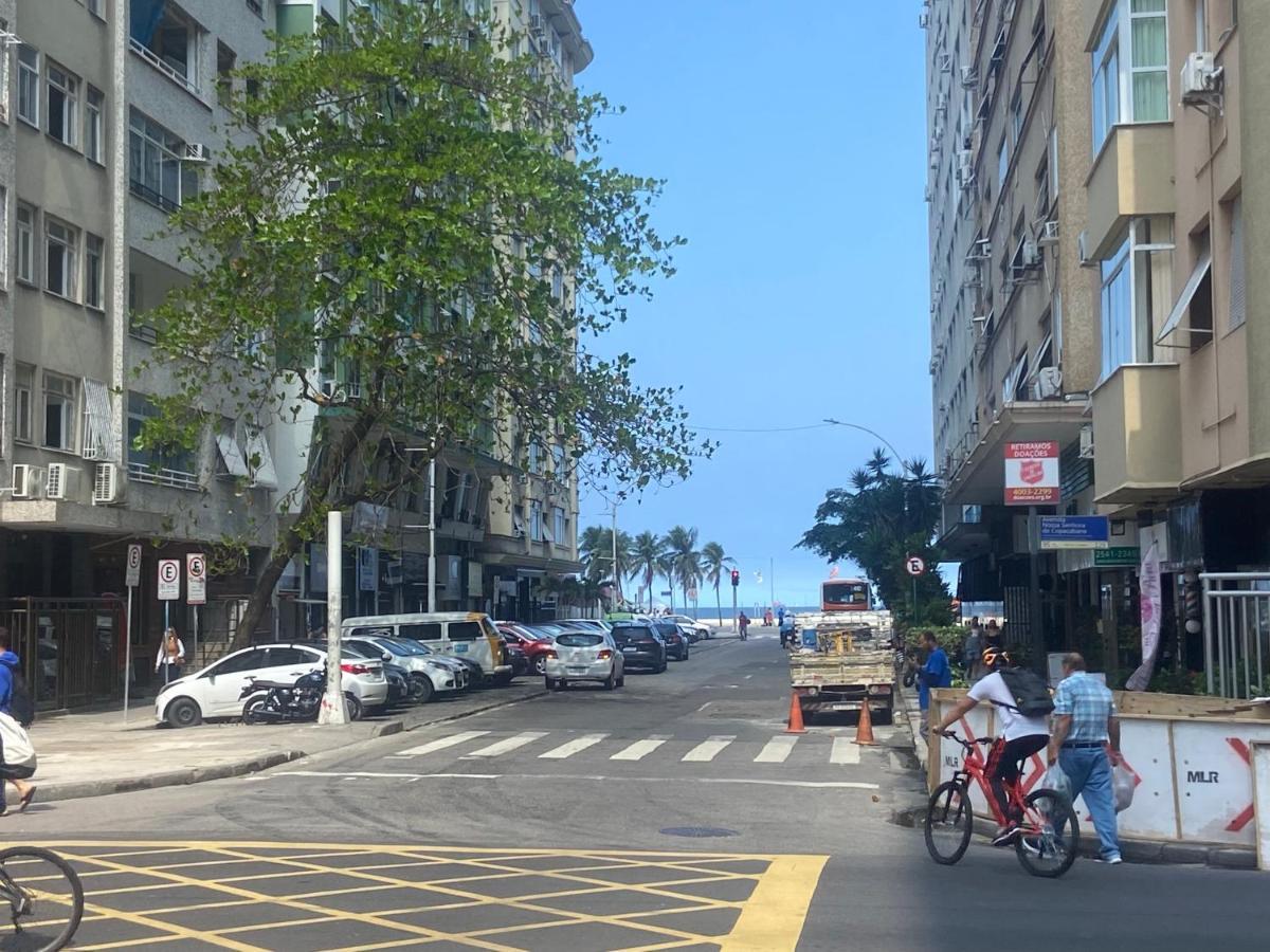 Studio Completo Na Praia De Copacabana Com Ar, Wifi, Netflix, Ate 4 Pessoas, Fundos Claro E Silencioso, Pauloangerami Pj135 Rio de Janeiro Eksteriør bilde